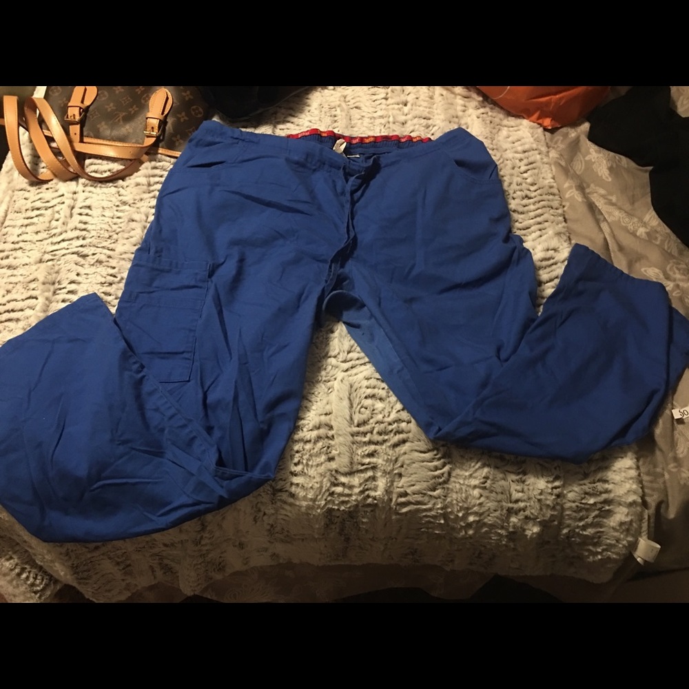 Scrub bottoms